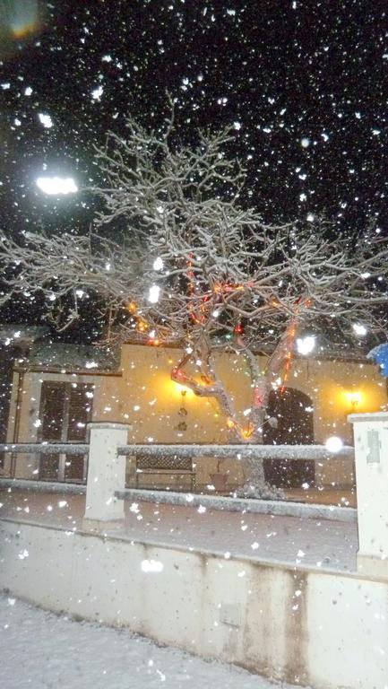 ノート Agriturismo Timpa Del Soleヴィラ エクステリア 写真