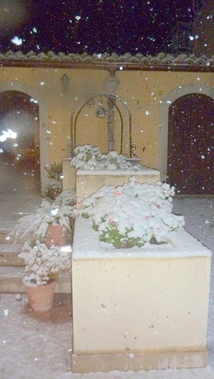 ノート Agriturismo Timpa Del Soleヴィラ エクステリア 写真