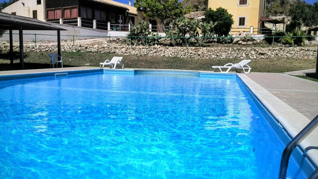 ノート Agriturismo Timpa Del Soleヴィラ エクステリア 写真