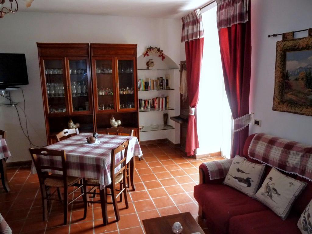 ノート Agriturismo Timpa Del Soleヴィラ エクステリア 写真