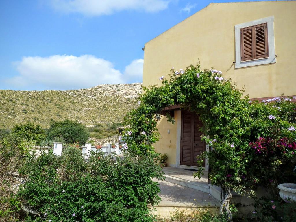 ノート Agriturismo Timpa Del Soleヴィラ エクステリア 写真
